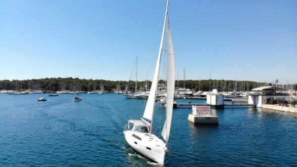 YachtABC - Pauline - Croatia - Oceanis 41.1