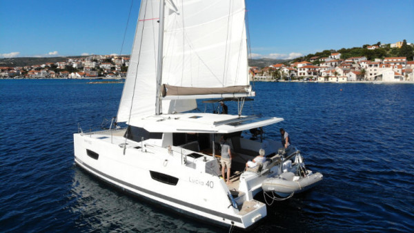 YachtABC - Leon - Croatia - Fountaine Pajot Lucia 40